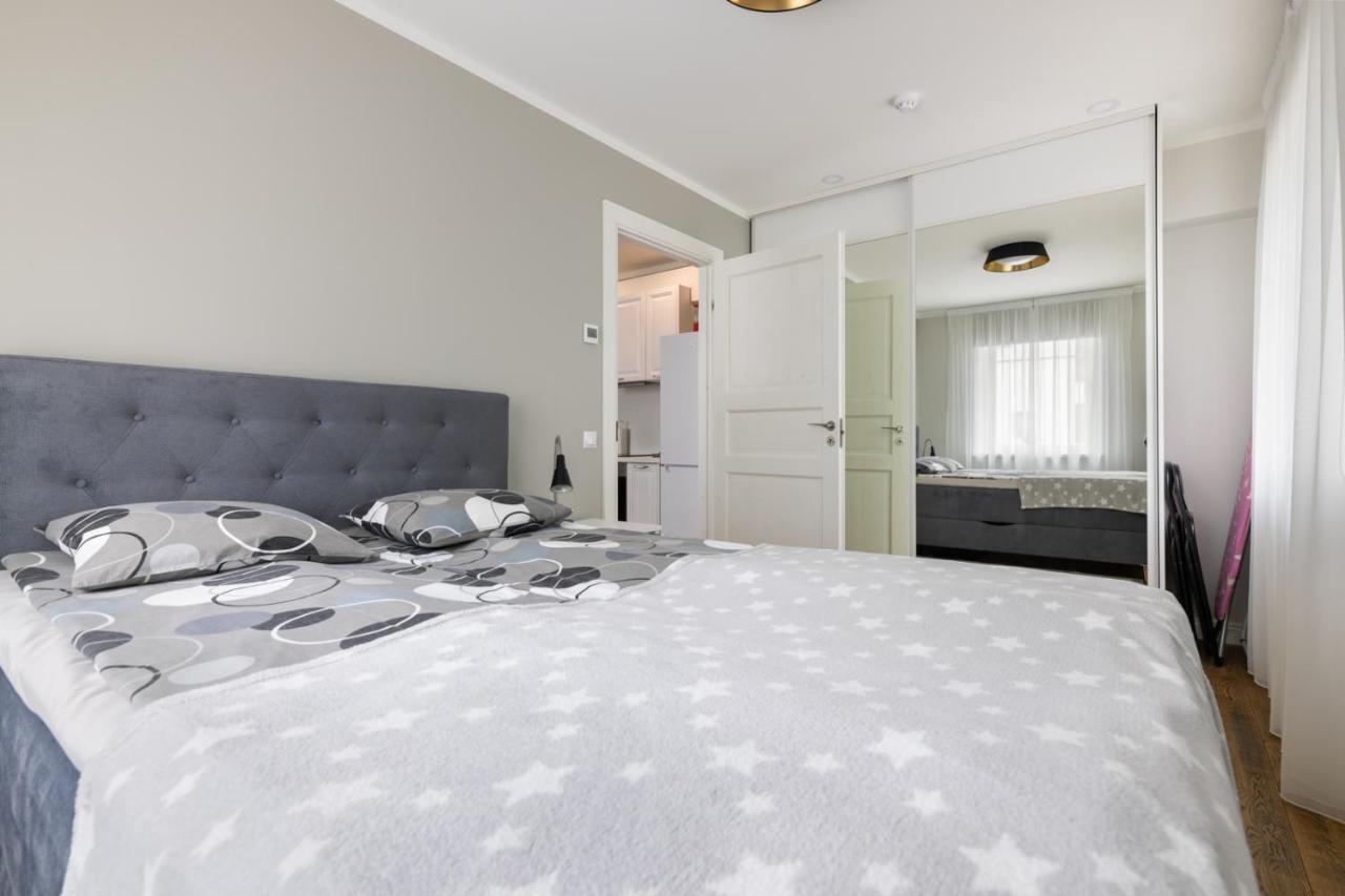 טאלין Brand New, Cozy And Quiet 1 Bedroom Apartment, Free Parking מראה חיצוני תמונה